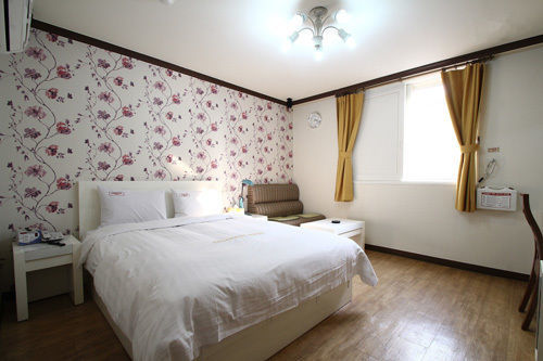 Cherbourg Hotel Cheonan Eksteriør billede