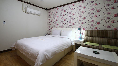 Cherbourg Hotel Cheonan Eksteriør billede